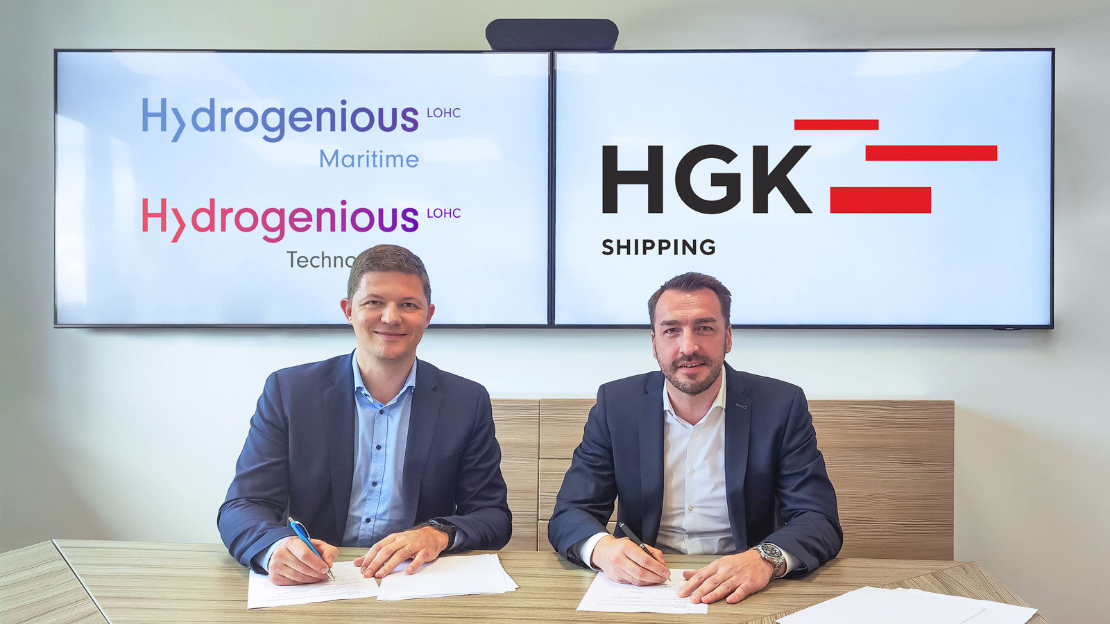 HGK Shipping Hydrogenious MoU Signing